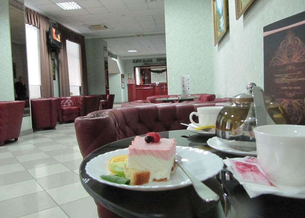 Alexandrovskiy Hotel Mykolajiw Exterior foto